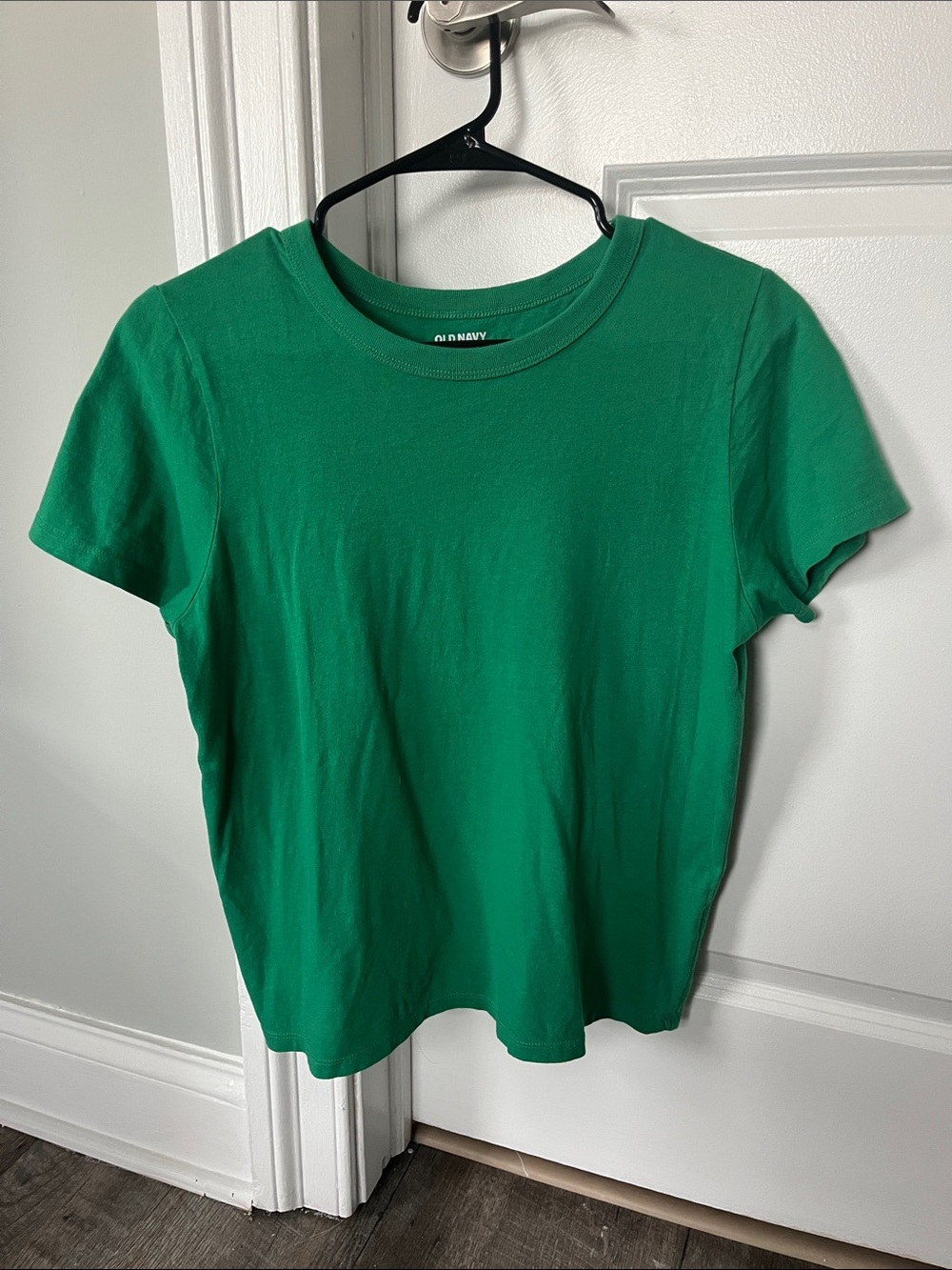 Old Navy Women's Kelly Green Everywhere Crewneck Tee